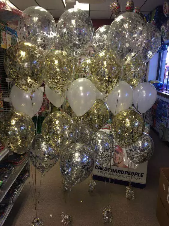 Balloons Lane has everything you need to elevate your event party in Brooklyn with silver, gold, and white confetti balloons filled with confetti. These balloons will add a touch of glamour and sophistication to your decoration, creating an unforgettable atmosphere.
