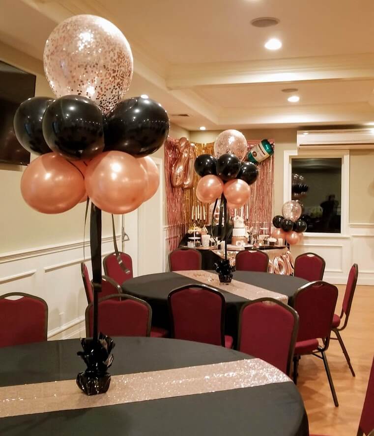 Balloons Lane Balloon delivery New York City in use Chrome® Rose Gold and Black balloons 21st birthday party balloons centerpieces For Birthday Party