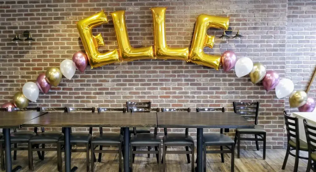 Latex and mylar Gold Diamond Clear Pink balloons Event for ArchThe colors complement each other beautifully, creating an eye-catching display that's perfect for any celebration.