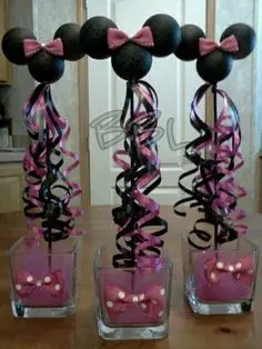 Black and Pink balloons Column to add a touch of fun and excitement to any occasion.