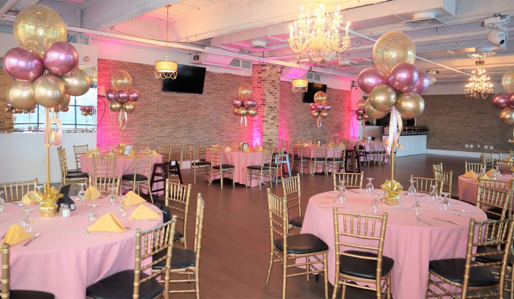 Balloons Lane Balloon delivery Soho in use colors gold and metallic pink latex balloons christening metallic Balloons centerpiece For Anniversary Party