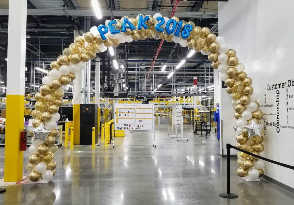 Balloons Lane Balloon delivery in Brooklyn use colors chrome gold and white Silver Blue latex confetti balloons letter balloon Decoration For arch