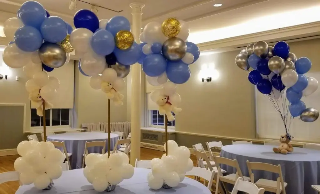 Balloons Lane Balloon delivery Manhattan in use colors White Blue Silver Gold and Navy balloons baby 1st birthday balloons for Column