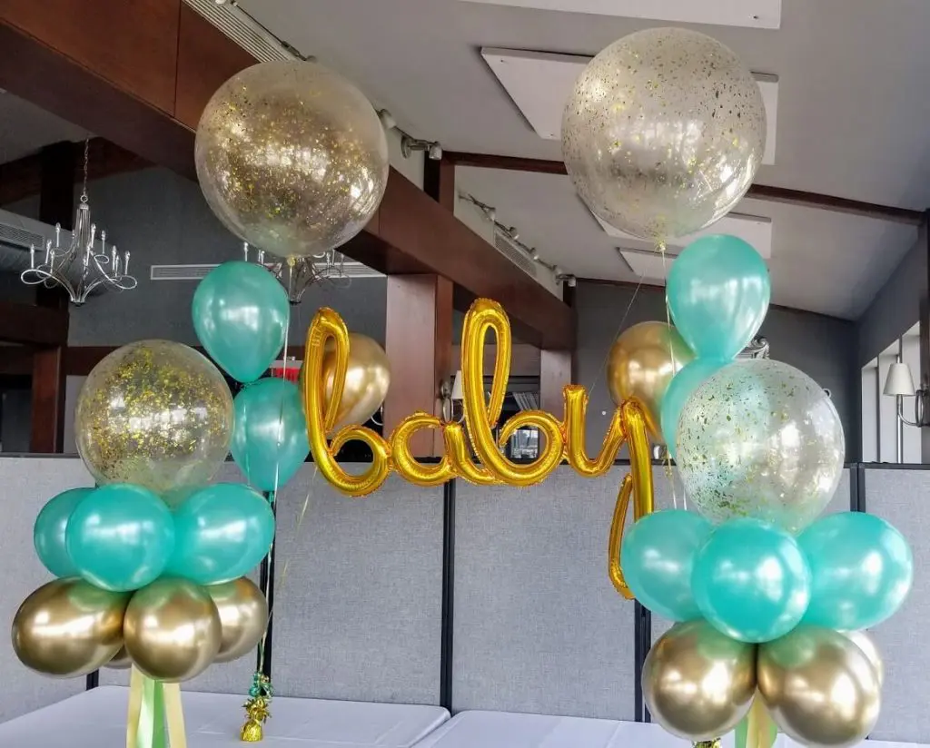 Balloon delivery in NJ uses the colors gold mint green chrome gold balloon posts for baby shower balloons with big round beautiful design balloons Mylar for baby shower balloons For Birthday Party