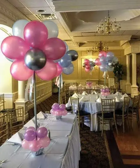 Balloons Lane Balloon delivery Manhattan in use colors Silver Pink Light Blue Lavender balloons Birthday flower balloons For Column