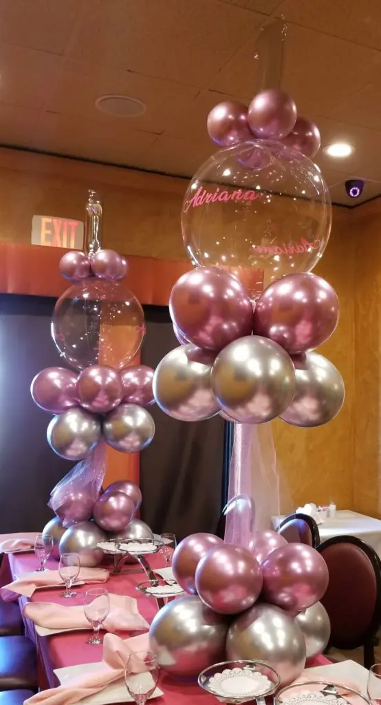 Chrome® Mauve and Chrome® Silver balloons with a big round balloon arch
