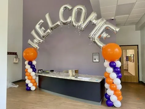 WELCOME Letter Balloon in Silver with Orange Big Balloon and Orange, White, Blue Arch to Celebrate Welcome Back Students in New Jersey