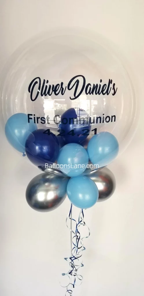 First Communion personalized balloon bouquet featured blue, navy blue, and silver latex balloons in NJ.
