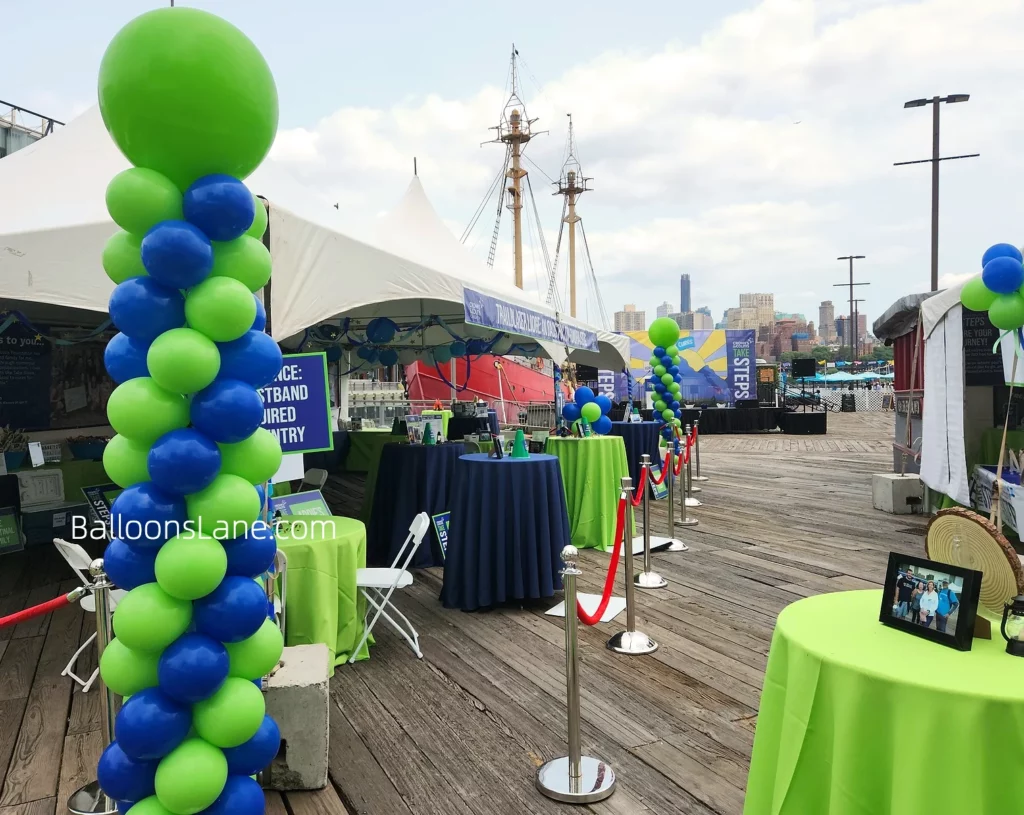 Green and Blue Balloon Column in NJ to Celebrate Sports Day in NYC