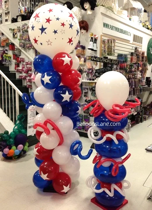 4th of July balloons with twisted balloons and flag-themed balloons to celebrate patriotism in NYC